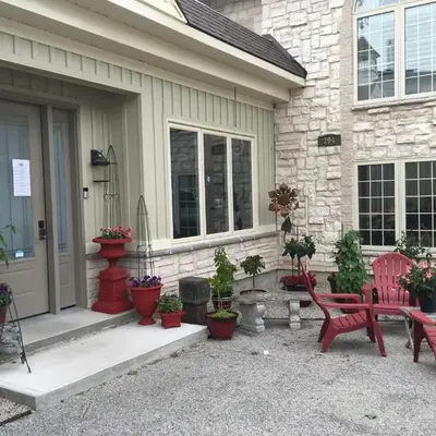 Grey Rose Suites