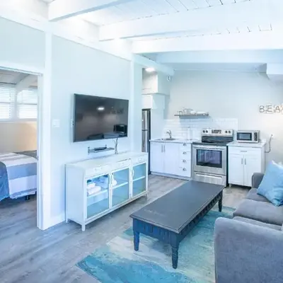 2BR Boutique Suite #8