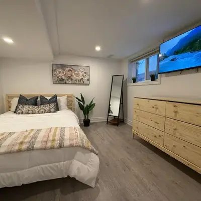 Modern 2BR in the Heart of Little Italy